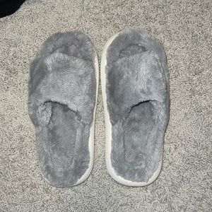 Fuzzy Pillow Slides